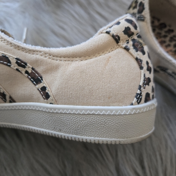 Skechers Women's Madison Ave-Her Instinct Sneaker - Picture 8 of 15